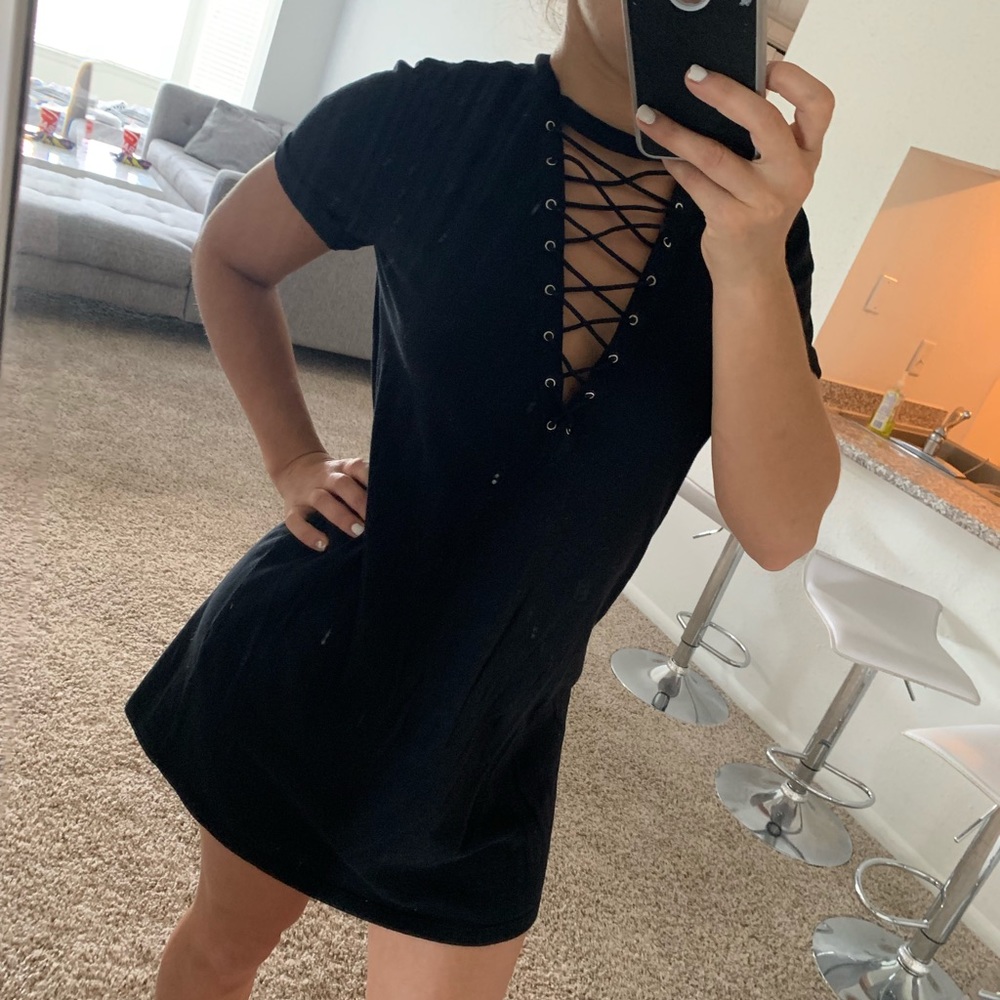 ‼️SOLD‼️Cut out T-shirt dress